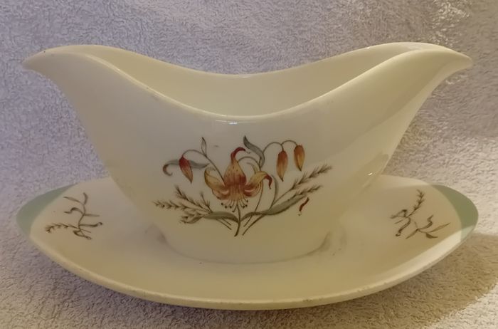 Sauce/gravy boat