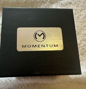 BNIB Momentum Sea Quartz 30 Eclipse - Solar Black-Ion