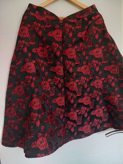 women occasional skirt.size12/14