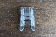 Sewing machine foot