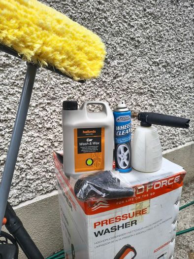 Yard Force 2000W 150 Bar Pressure Washer + Car Cleaning Kit