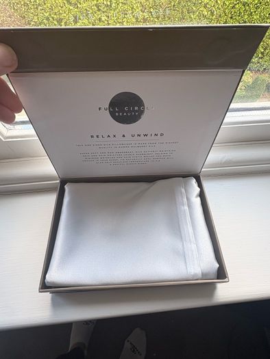Silk pillow case