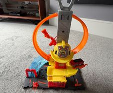 Hotwheels Fire Station Loop
