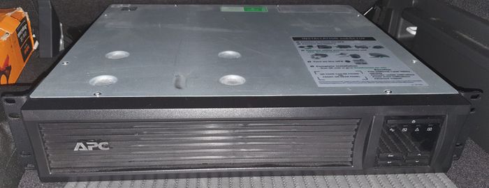 Apc Smart-ups Smt750rmi2uc - 750va Rackmount Ups (2u)