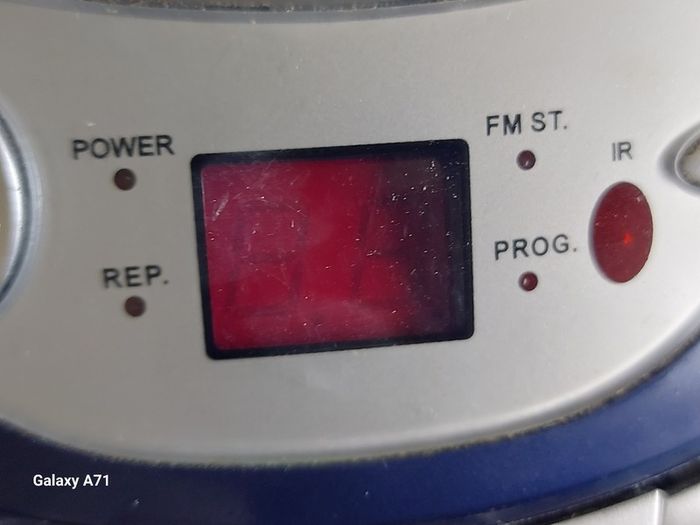 BUSH Portable CD Player with Radio Cassette Recorder, Radio and Tapes working fine, CD Player not playing