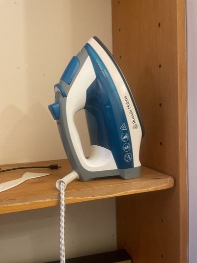 clothes iron