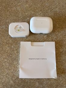 AirPods Pro (case only) A2700