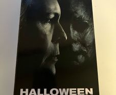 Halloween Neca figure