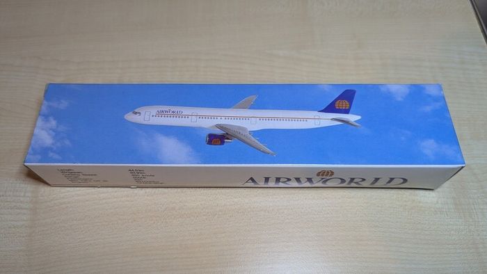 AIRWORLD 1:200 scale model airplane, Airbus A321 aircraft, NEW