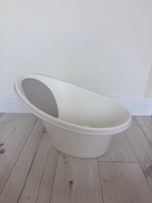 Shnuggle Baby Bath Tub 0-12 Months, White/Grey