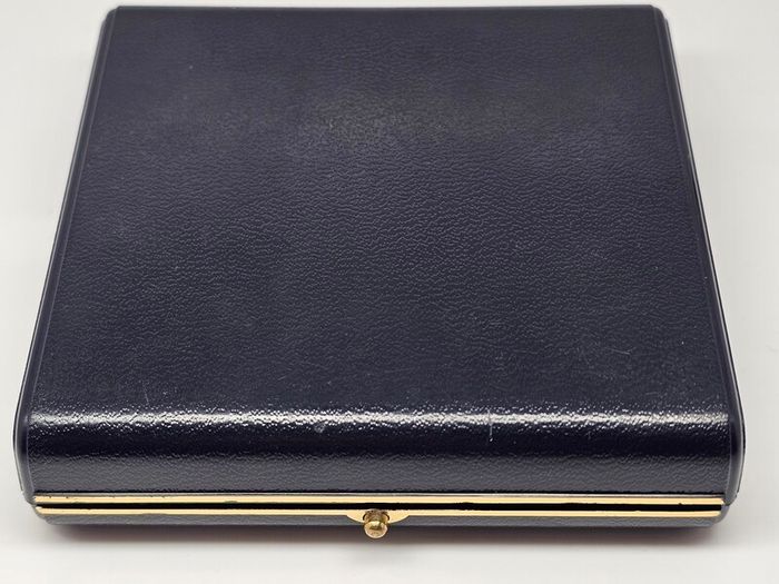 France French Coin Holder