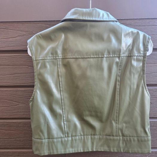 Green Faux leather set, size 10