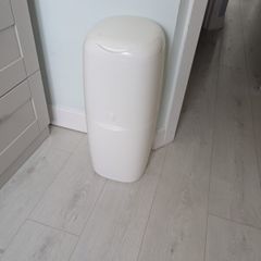 Angelcare nappie bin