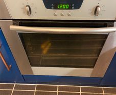 Oven