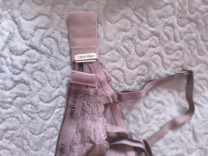 Bra New Calvin Klein 75D