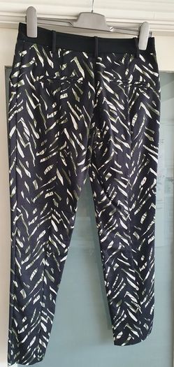RIVER ISLAND ladies printed trousers Sz 8R UK