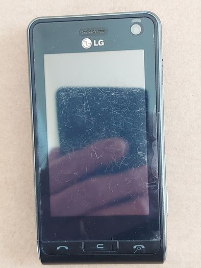 LG KU990 Viewty, Vintage Retro mobile phone in excellent cosmetic condition, No Battery, so not tested