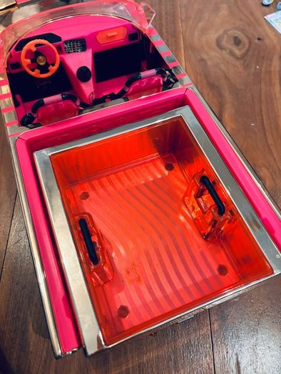 34 LOL dolls + 5 OMG dolls + 9 babies +5 pets & 159 accessories & a LOL doll limited edition car with pool and disco!