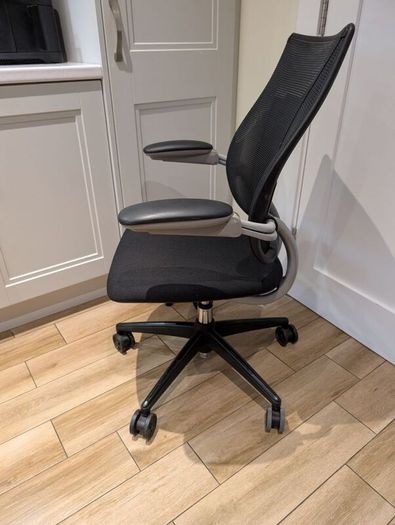 ergonomic office chair