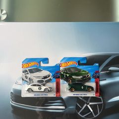 Hot wheels Honda Civic Type R green  and white 2026 collection