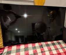 Samsung Crystal UHD U7000F 50 4K Smart TV 2025 Excellent Condition