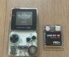 Nintendo Gameboy Color Clear CGB-001 + Flash Card 4GB