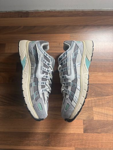 Grey Nike P-6000 ( UK9 )