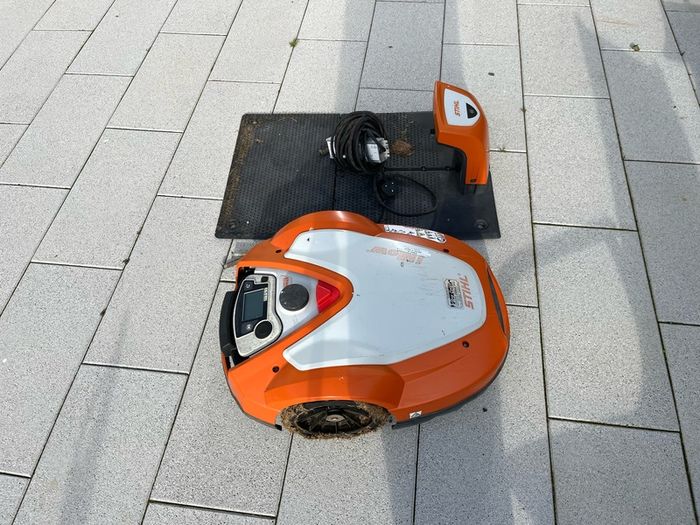 Stihl RMI 632 C Robotic Lawnmower