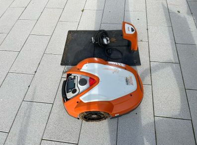 Stihl RMI 632 C Robotic Lawnmower