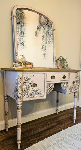 Dressing table