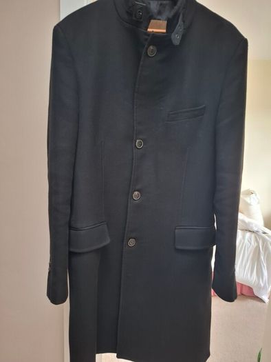 Zara Gents/Men's Wool Overcoat Navy Knee Length.