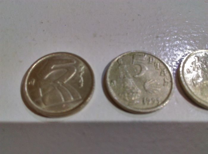 5 Pesetas x 3 Different coin