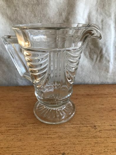 Vintage Jug and 5 glasses