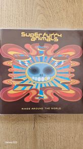 Super Furry Animals - Rings Around The World.