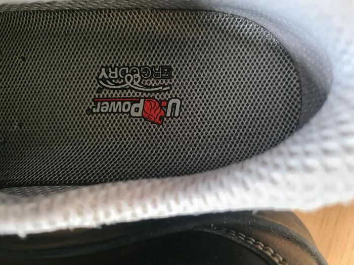 U Power work shoes
