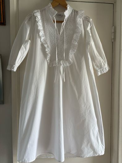 Love and divine dress