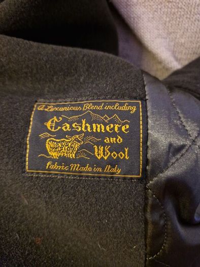 Cashmere and wool ladies overcoat