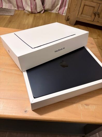 Apple MacBook Air M2 16gb