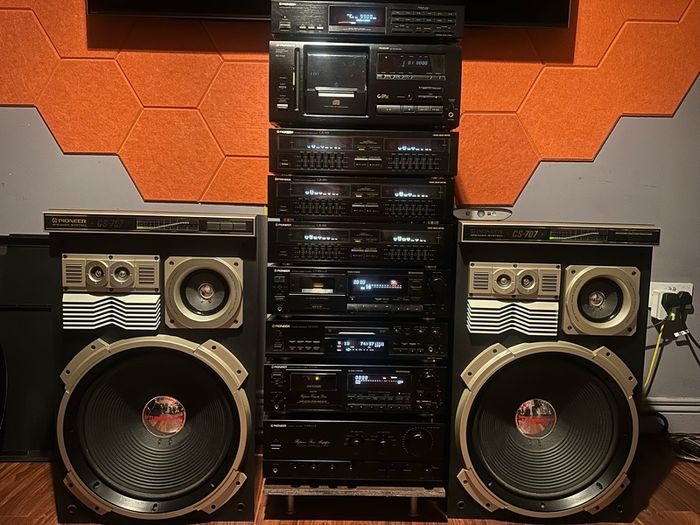 Pioneer CS -707 speakers.