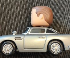 Funko Pop James Bond with Aston Martin OOB