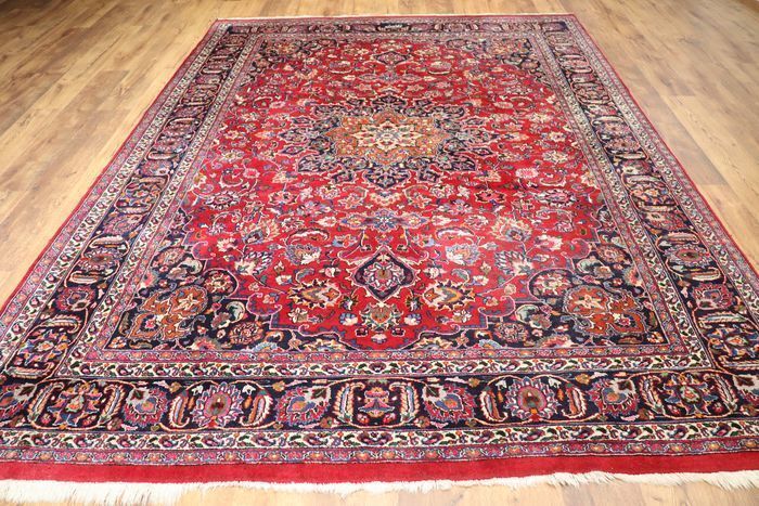 P.ersian Mashad Rug 'Signed' 345x248cm (MESH)