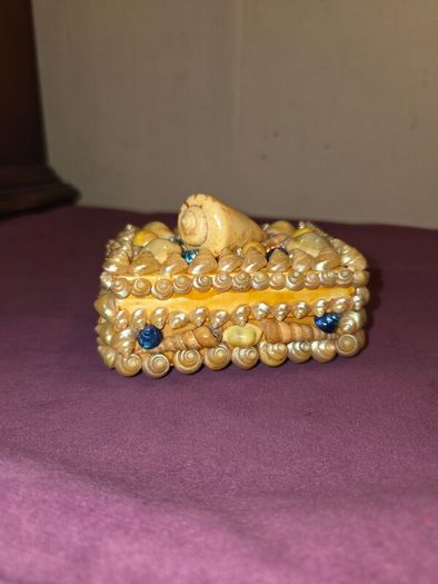 1970's Irish hand made Sea Shell Trinket Box
