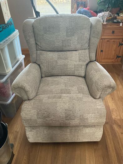 lazy boy recliner