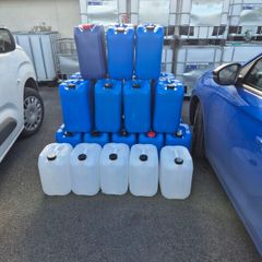 water/oil drums
