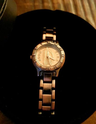 Brand New Irish Year 2000 Brushed Bronze Irish One Pence Ladies Watch
