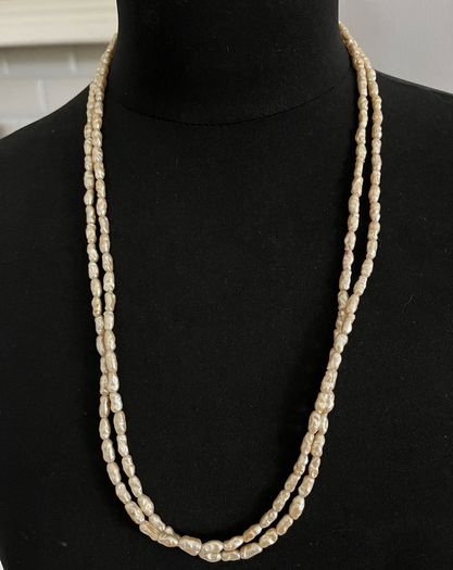 pearl necklace