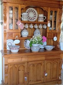 solid kitchen dresser delivery arranged