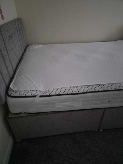 King size bed