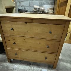 Wooden Chest of drawers