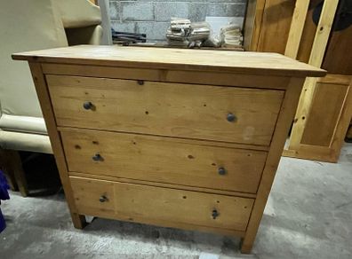 Wooden Chest of drawers